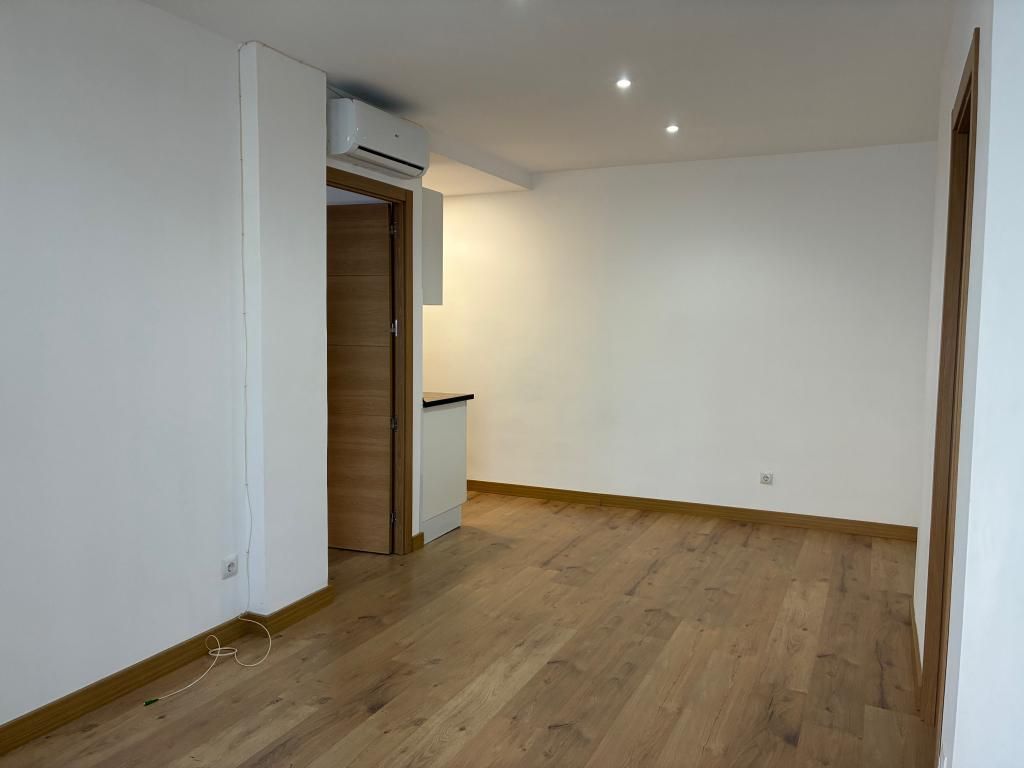 Piso de alquiler en  Madrid Capital con Aire acondicionado