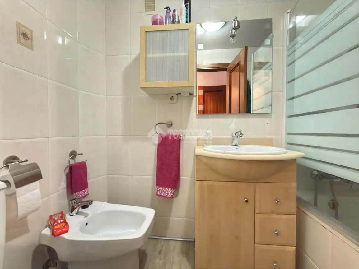 Baño de Piso en venta en Alcobendas con Aire acondicionado, Parquet y Balcón