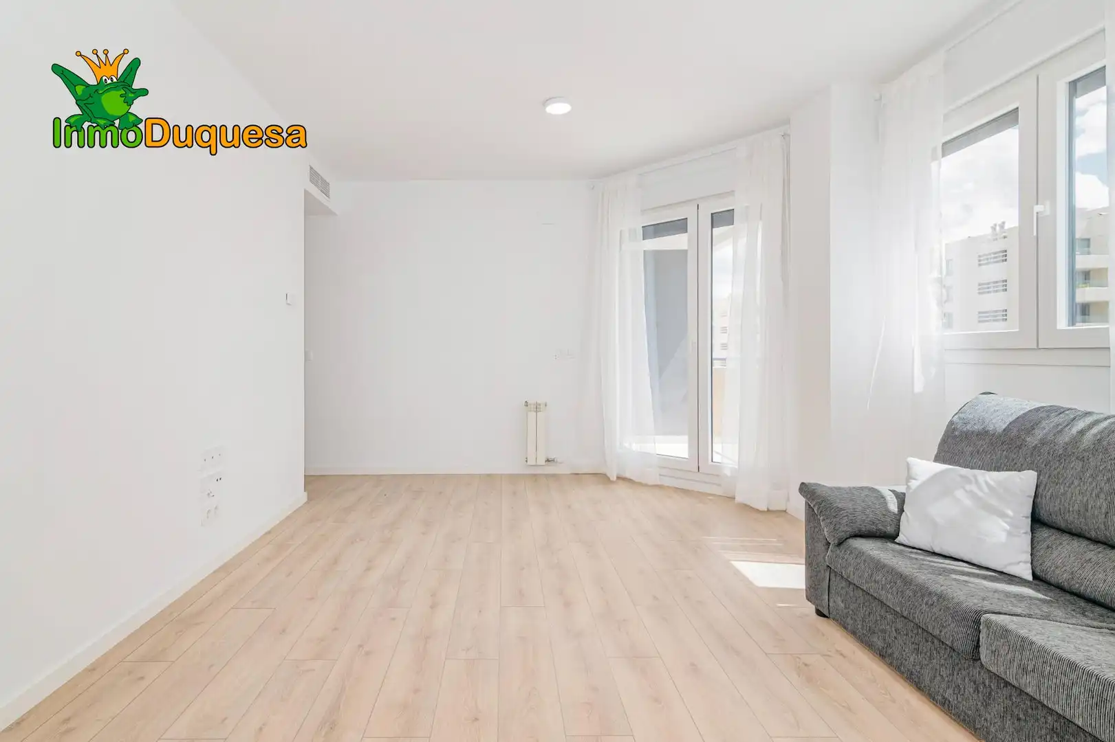 Piso con terraza en venta en Avda. Federico Garcia Lorca - Nueva Estación Autobuses, imagen 3