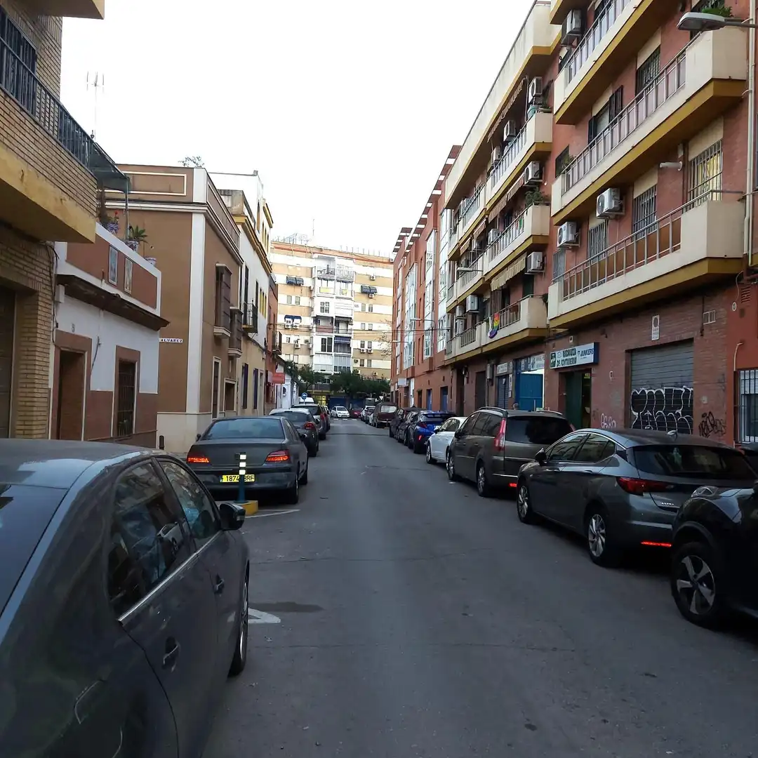 Vista exterior de Local en venta en Sevilla con Aire acondicionado