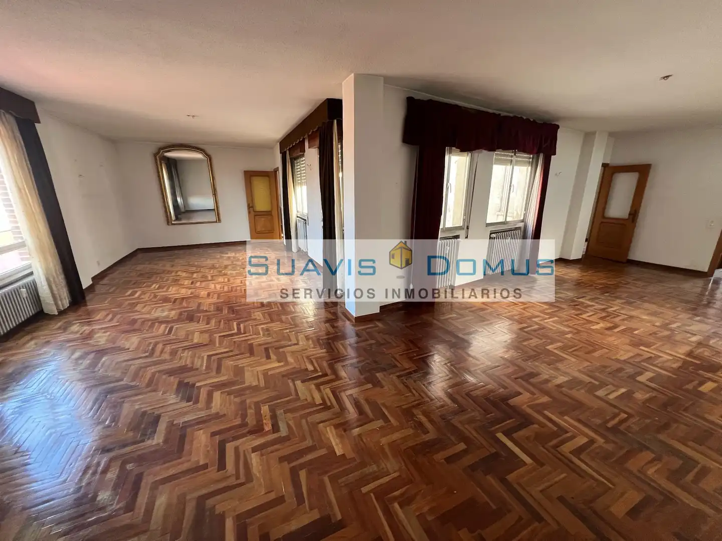 Sala de estar de Ático de alquiler en Zamora Capital  con Calefacción, Parquet y Terraza