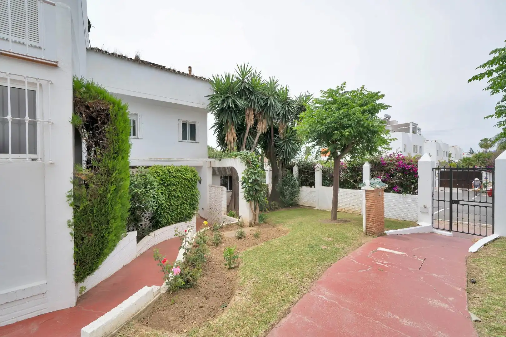 Jardín de Casa adosada en venta en Marbella con Aire acondicionado, Terraza y Trastero