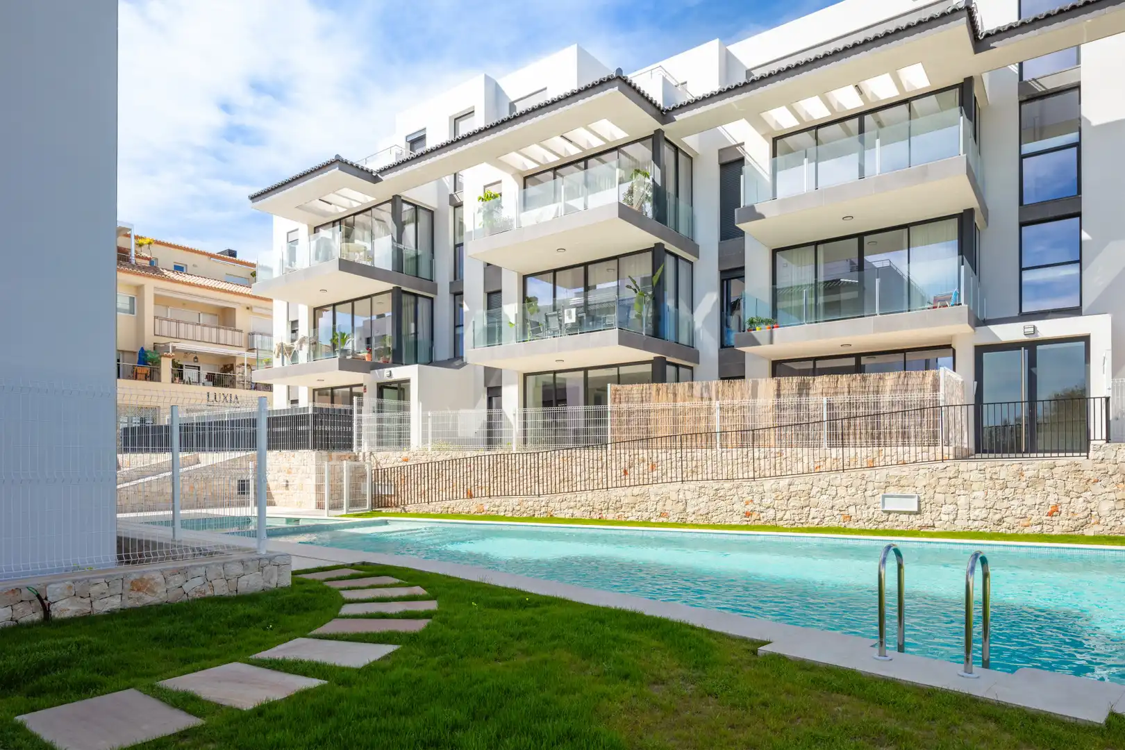 Piscina de Apartamento en venta en Jávea / Xàbia con Aire acondicionado, Jardín privado y Terraza