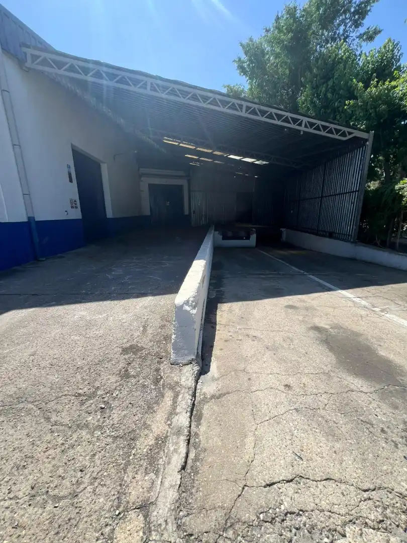 Aparcament de Nau industrial de lloguer en Ontígola