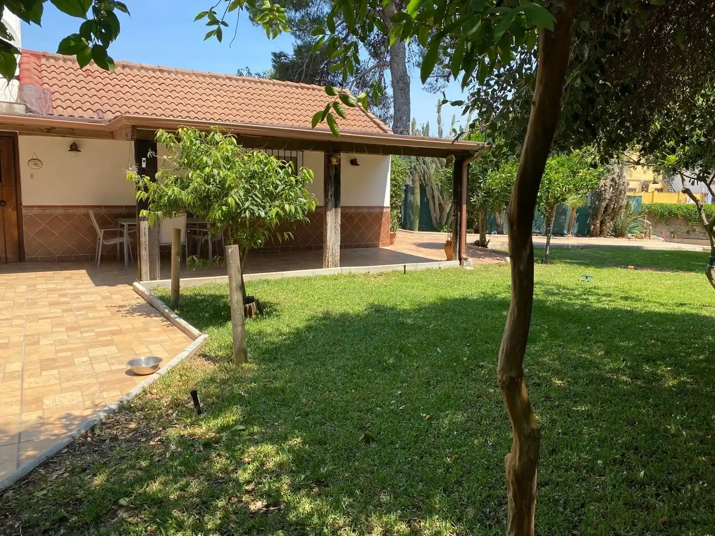 Jardí de Casa o xalet en venda en Los Barrios amb Jardí privat, Terrassa i Traster