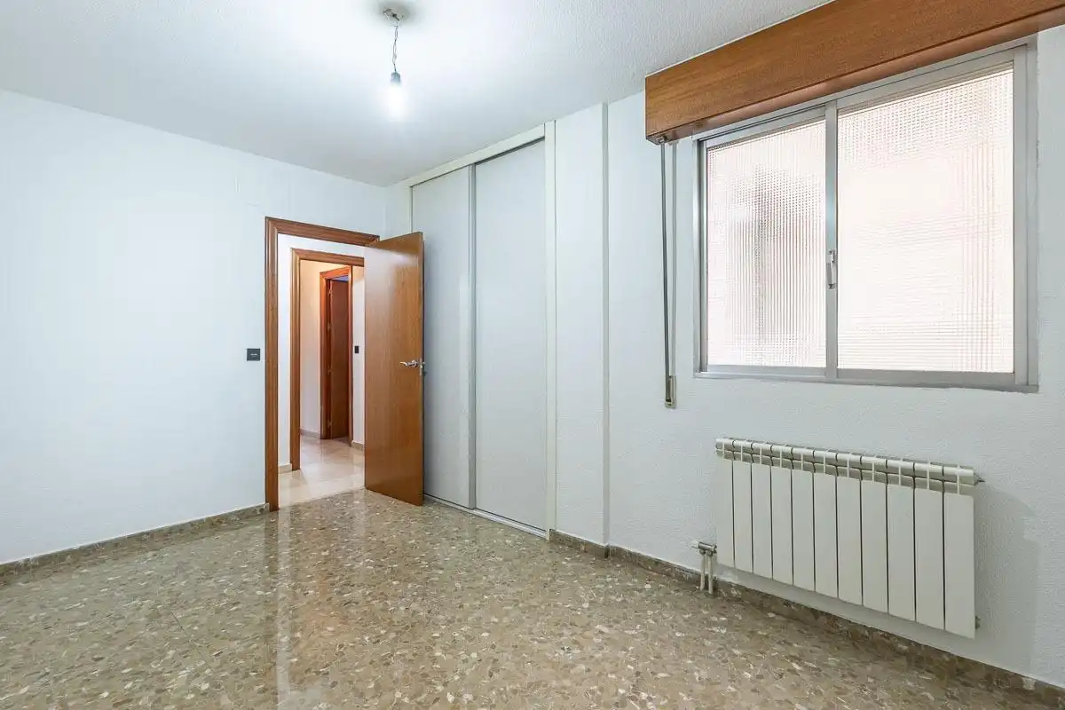 Schlafzimmer von Wohnung zur Miete in Granada mit Heizung und Gemeinschaftspool