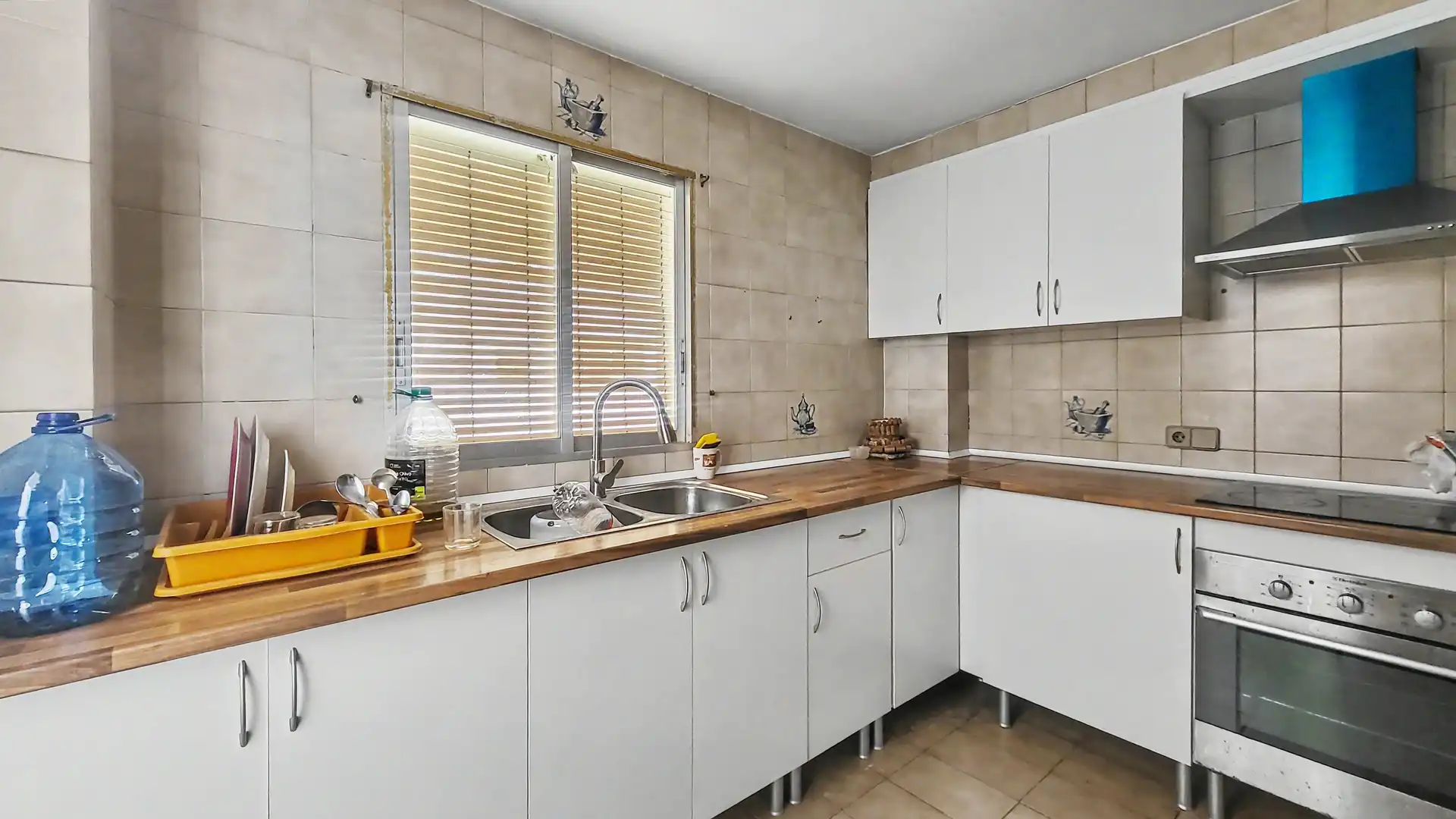 Küche von Wohnung zum Verkauf in Dénia mit Klimaanlage, Heizung und Terrasse