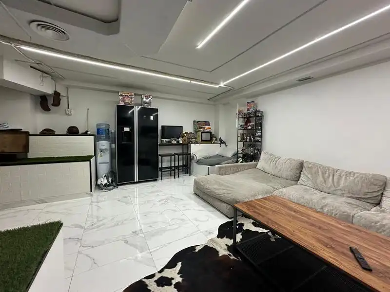 Ground floor for rent in Madrid  with Air Conditioner and Heating