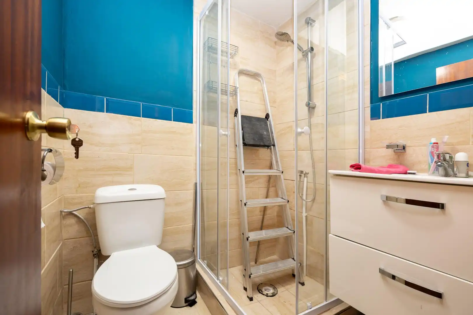 Badezimmer von Geschaftsraum zum Verkauf in Granada
