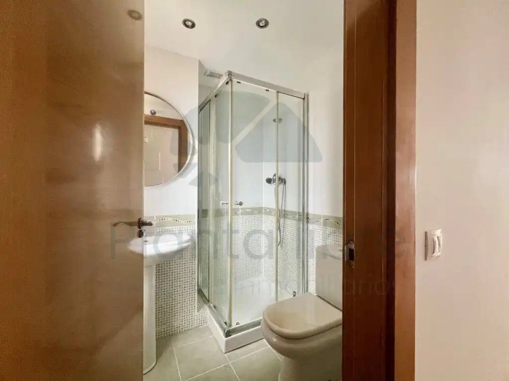 Bathroom of Duplexes for sale in Villamediana de Iregua  with Terrace and Swimming Pool