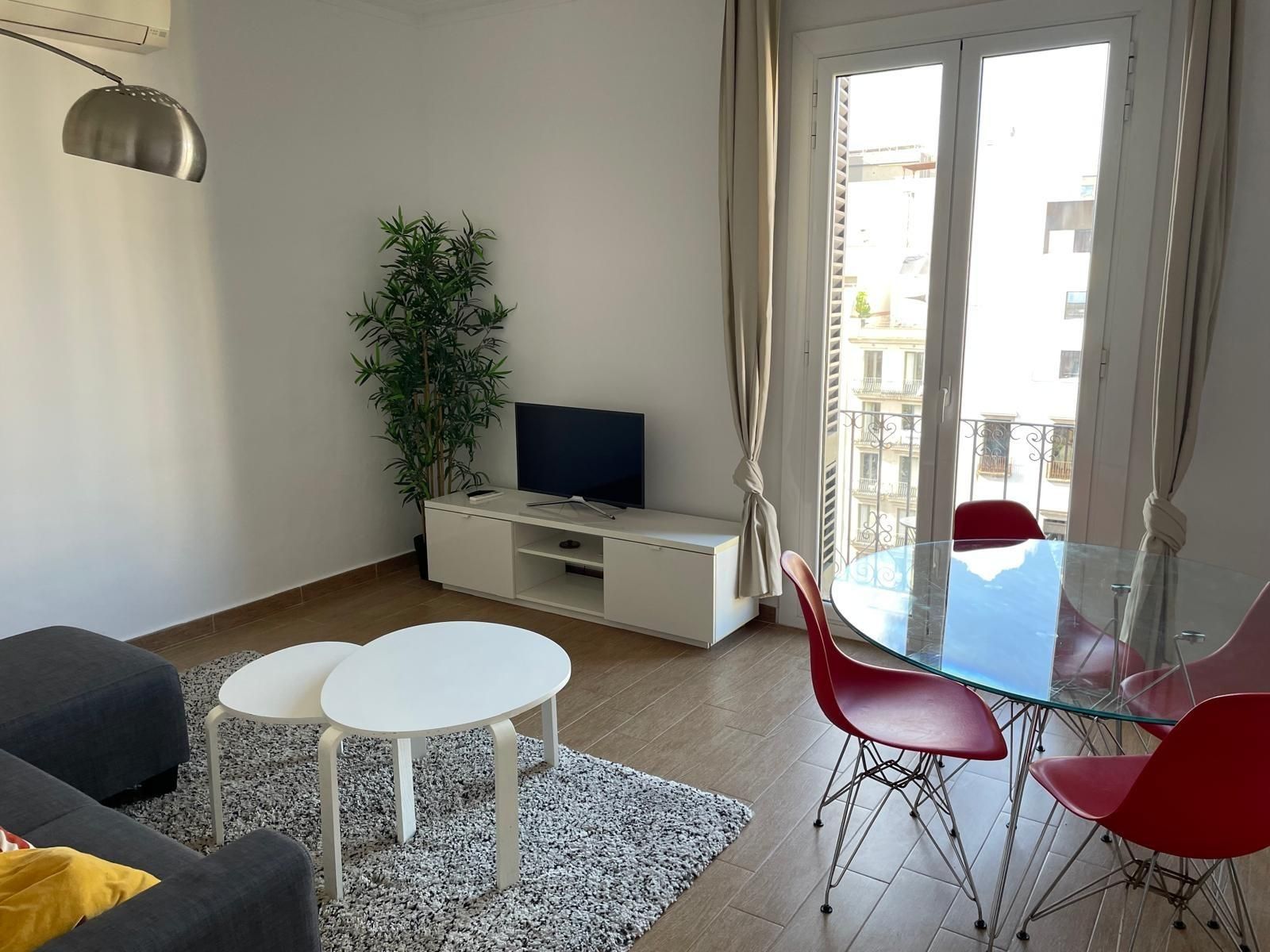 Living room of Flat to rent in  Barcelona Capital  with Air Conditioner and Balcony