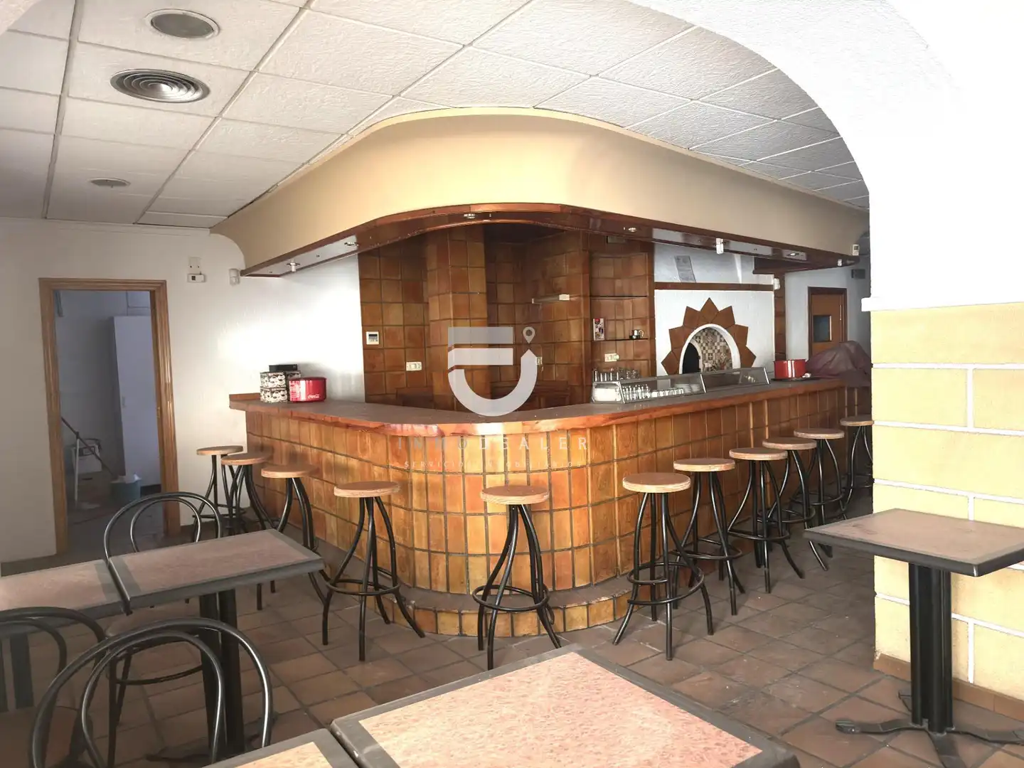 Local comercial en venta en Calle Alcoi
