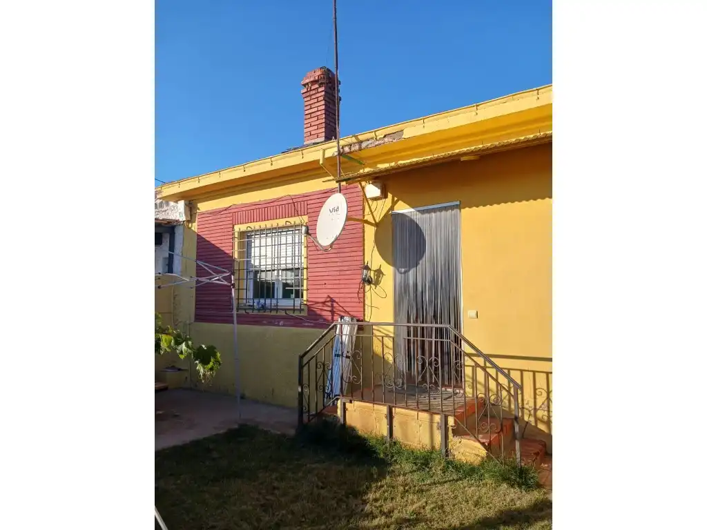 Exterior view of Houses for sale in Villaquilambre