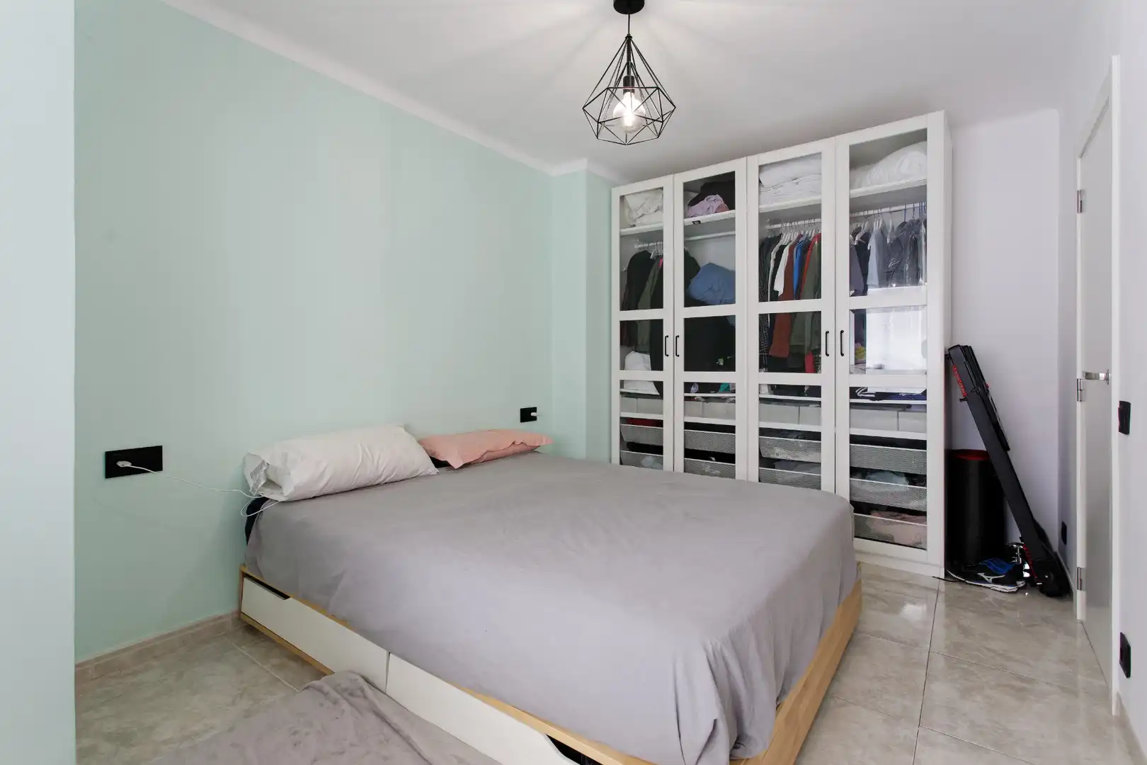 Habitación de Piso en venta en Terrassa con Aire acondicionado, Terraza y Horno