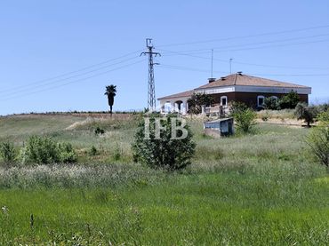Detached house for sale in Carretera Sevilla