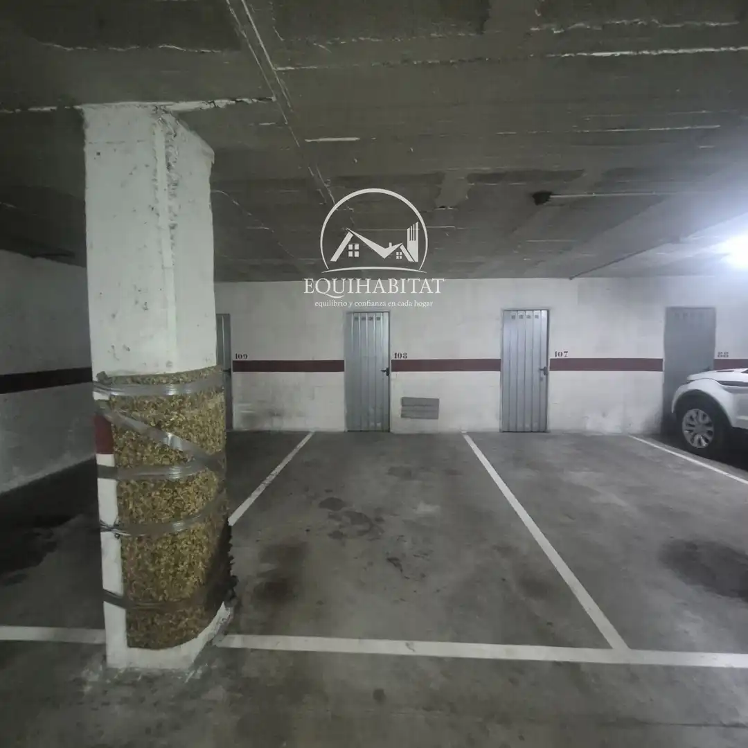 Parking de Piso en venta en Lleida con Aire acondicionado y Trastero