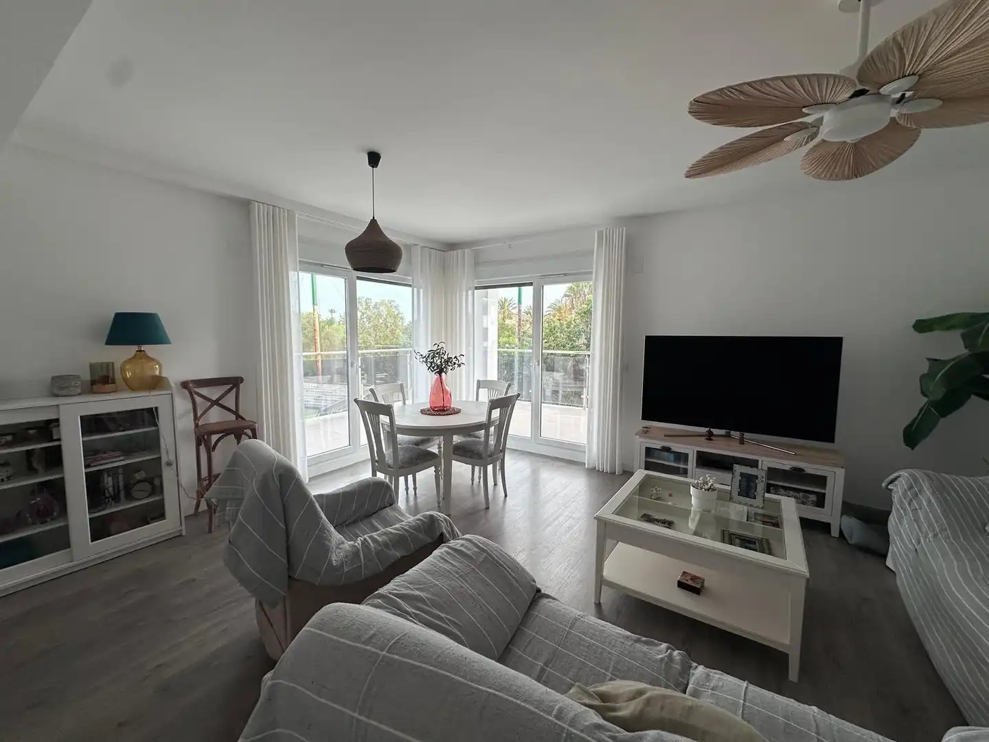 Living room of Flat for rent in Motril  with Air Conditioner, Heating and Terrace