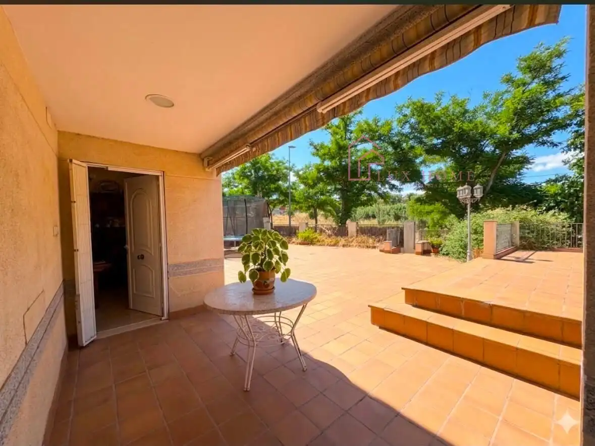 Casa amb jardí en venda a Palau-solità i Plegamans, imagen 12