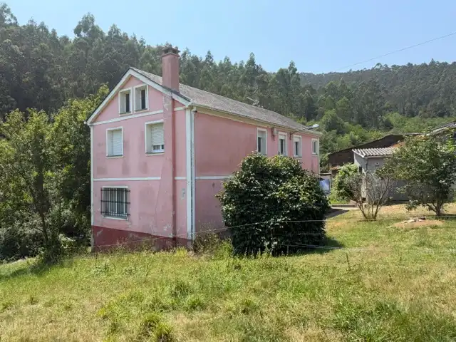 Außenansicht von Country house zum Verkauf in Trabada mit Heizung, Privatgarten und Terrasse