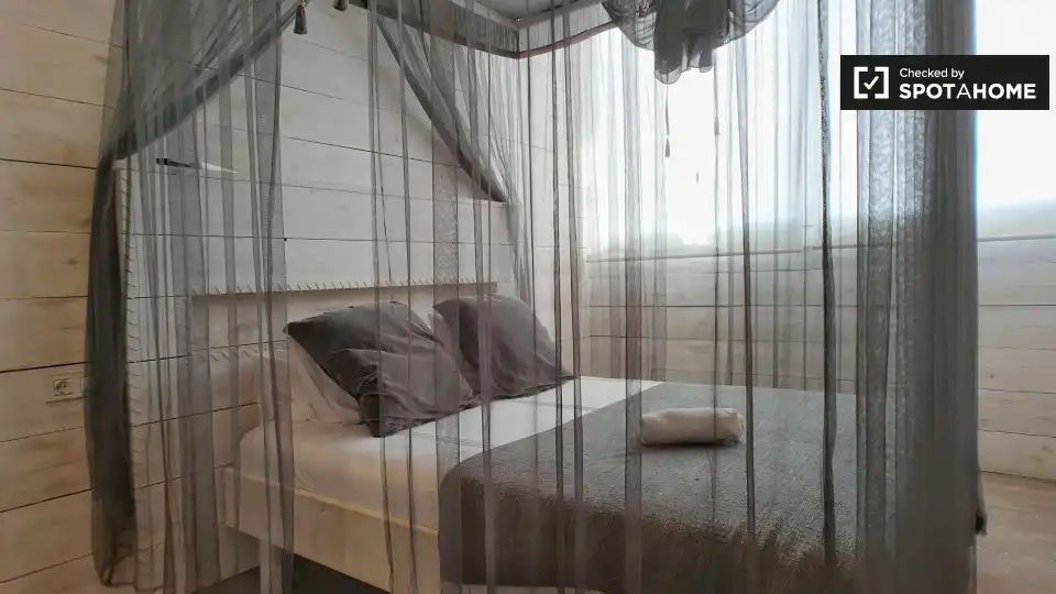 Appartamento con terrazza in affitto a Eixample, imagen 17