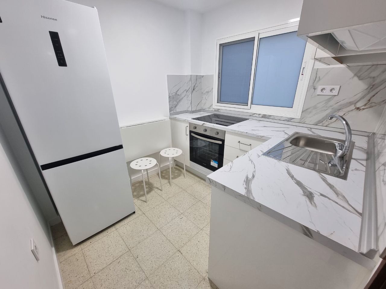 Cuina de Pis de lloguer en Las Palmas de Gran Canaria amb Traster i Balcó