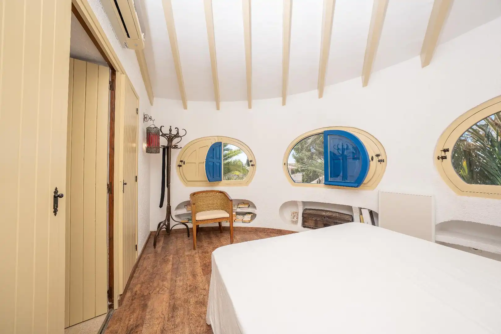 Habitación de Casa o chalet en venta en El Campello con Aire acondicionado, Calefacción y Jardín privado