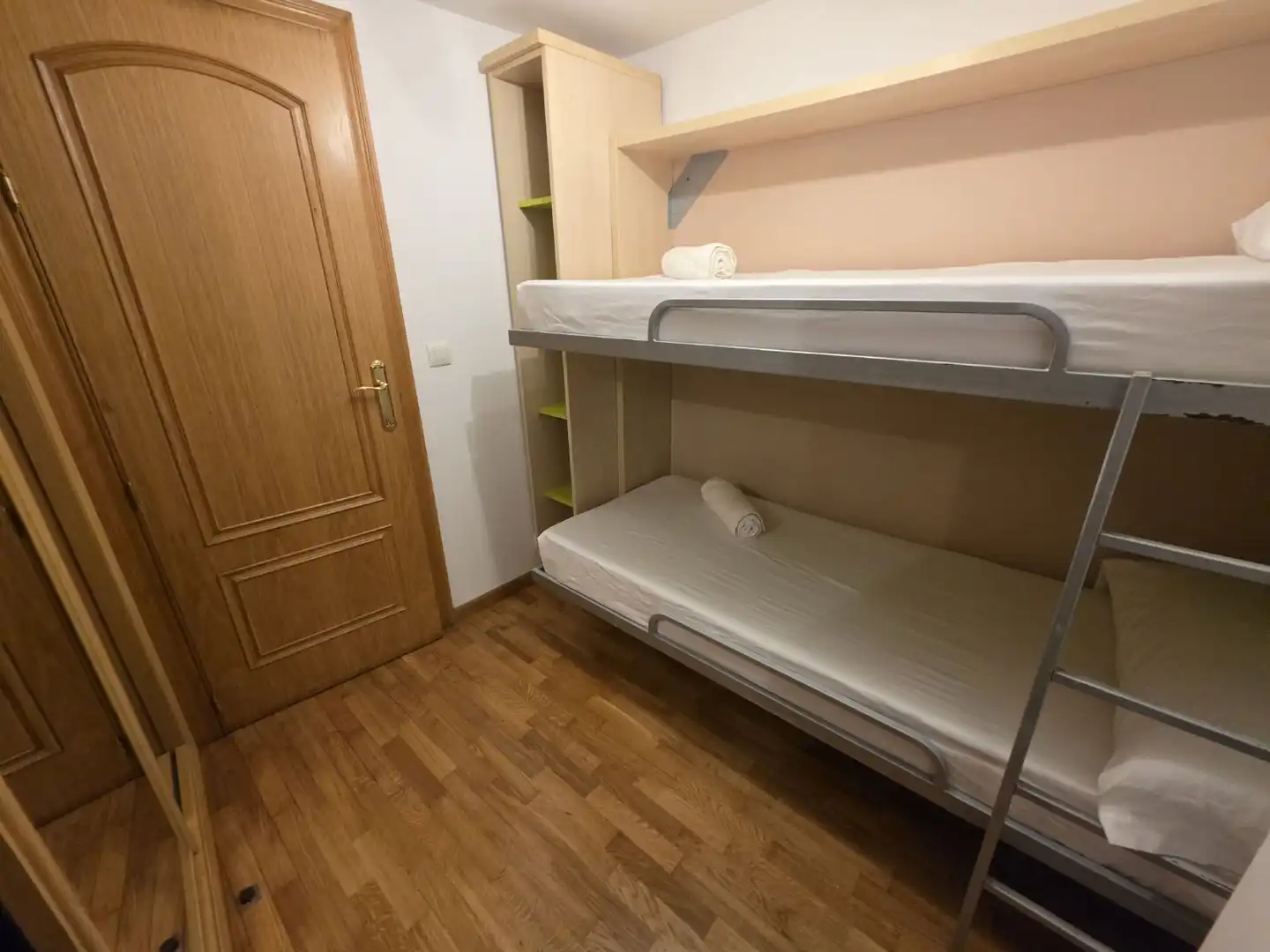 Dormitori de Apartament en venda en A Coruña Capital  amb Calefacció