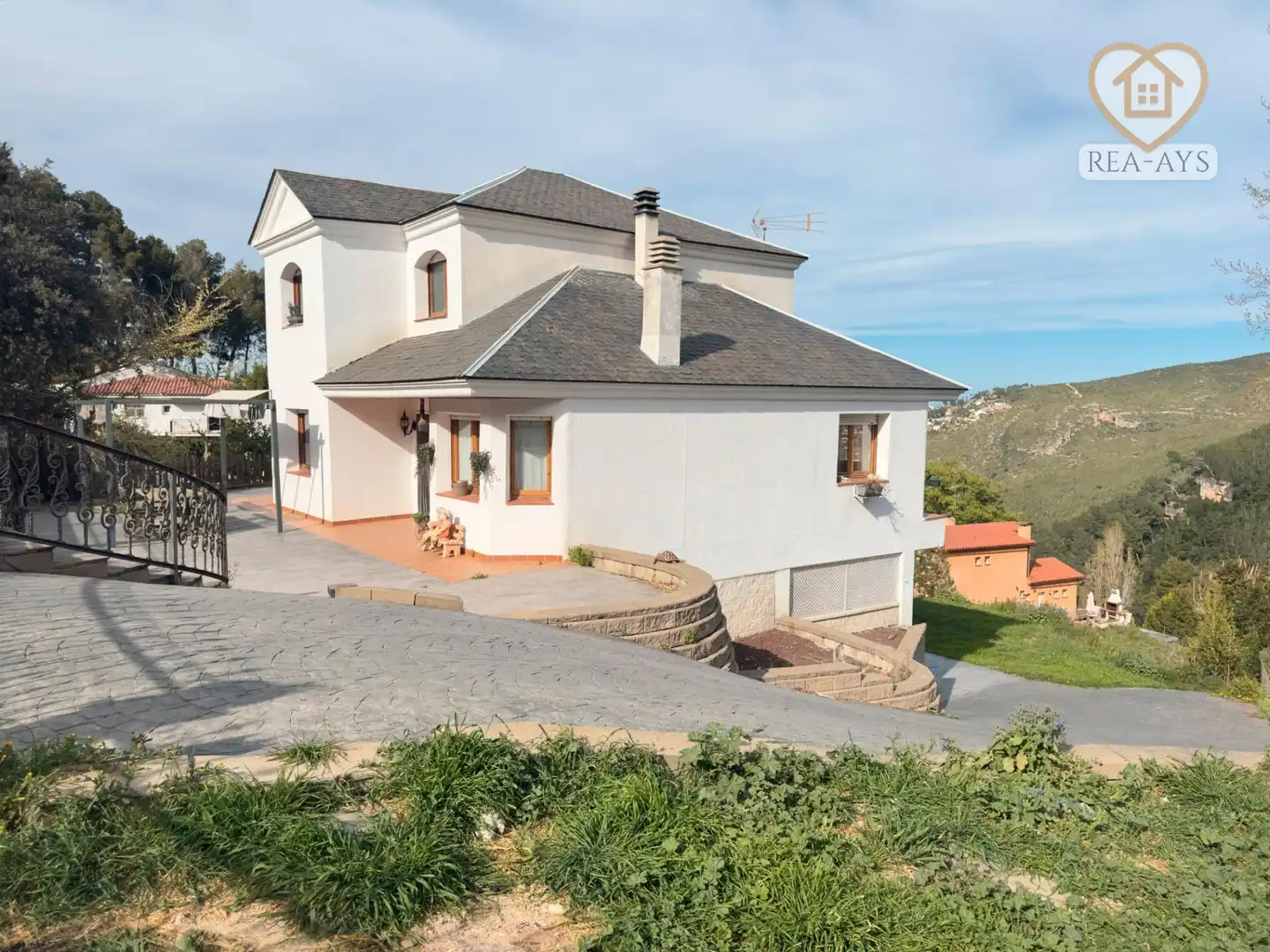 Vista exterior de Casa o chalet en venta en Vallirana con Calefacción, Jardín privado y Terraza