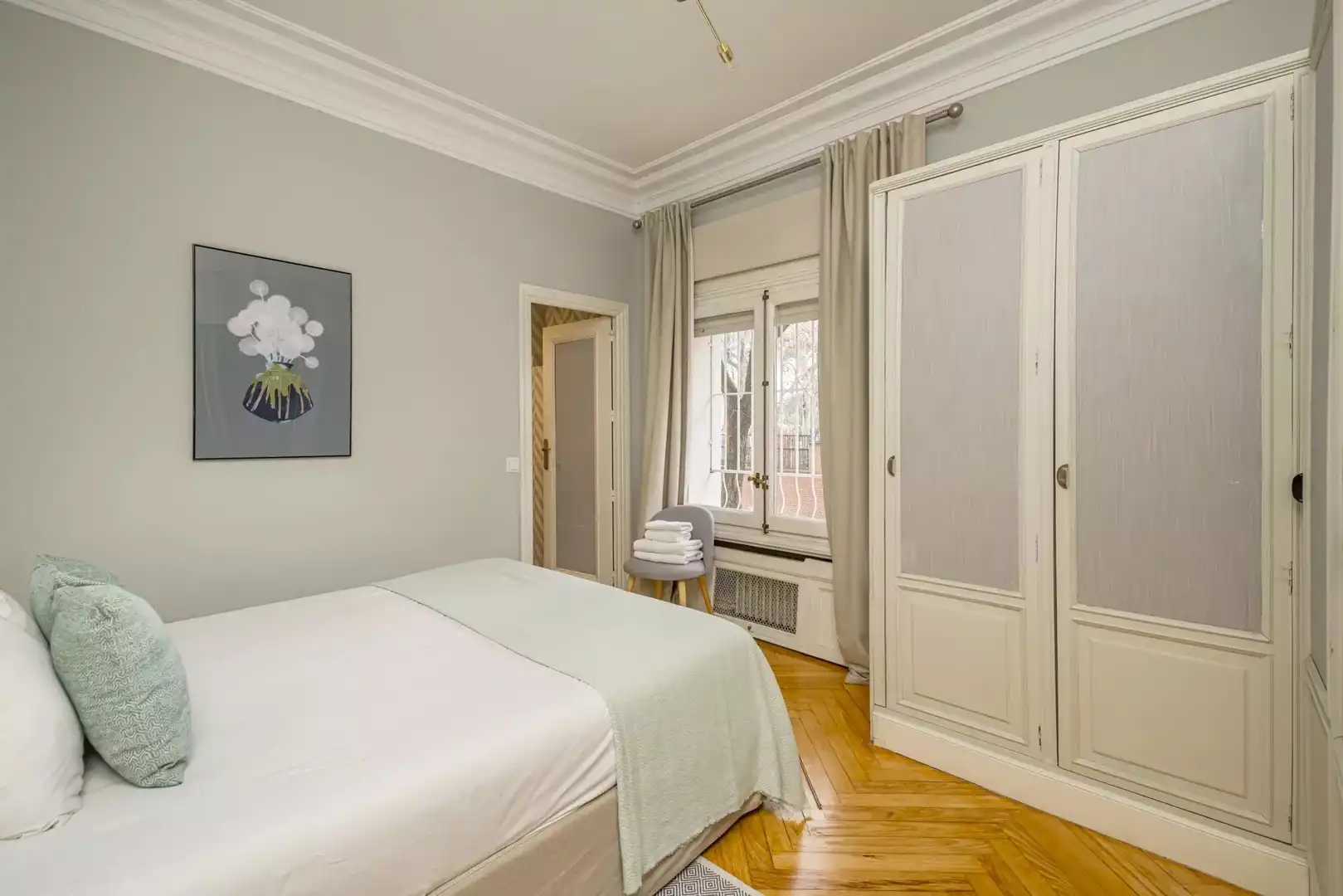 Bedroom of Flat for rent in Madrid  with Air Conditioner, Heating and Terrace