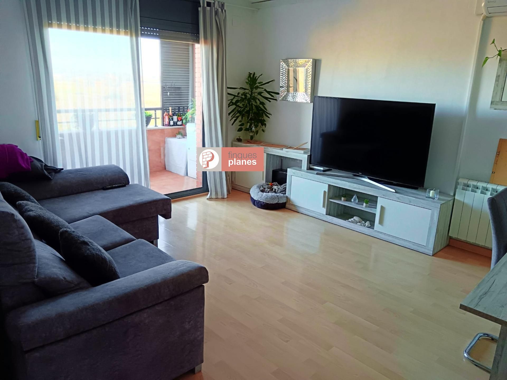 Living room of Flat for sale in  Lleida Capital  with Heating, Parquet flooring and Terrace