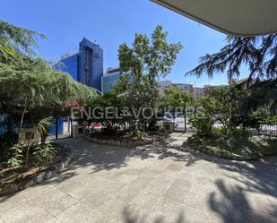 Vista exterior de Apartament en venda en  Madrid Capital amb Terrassa