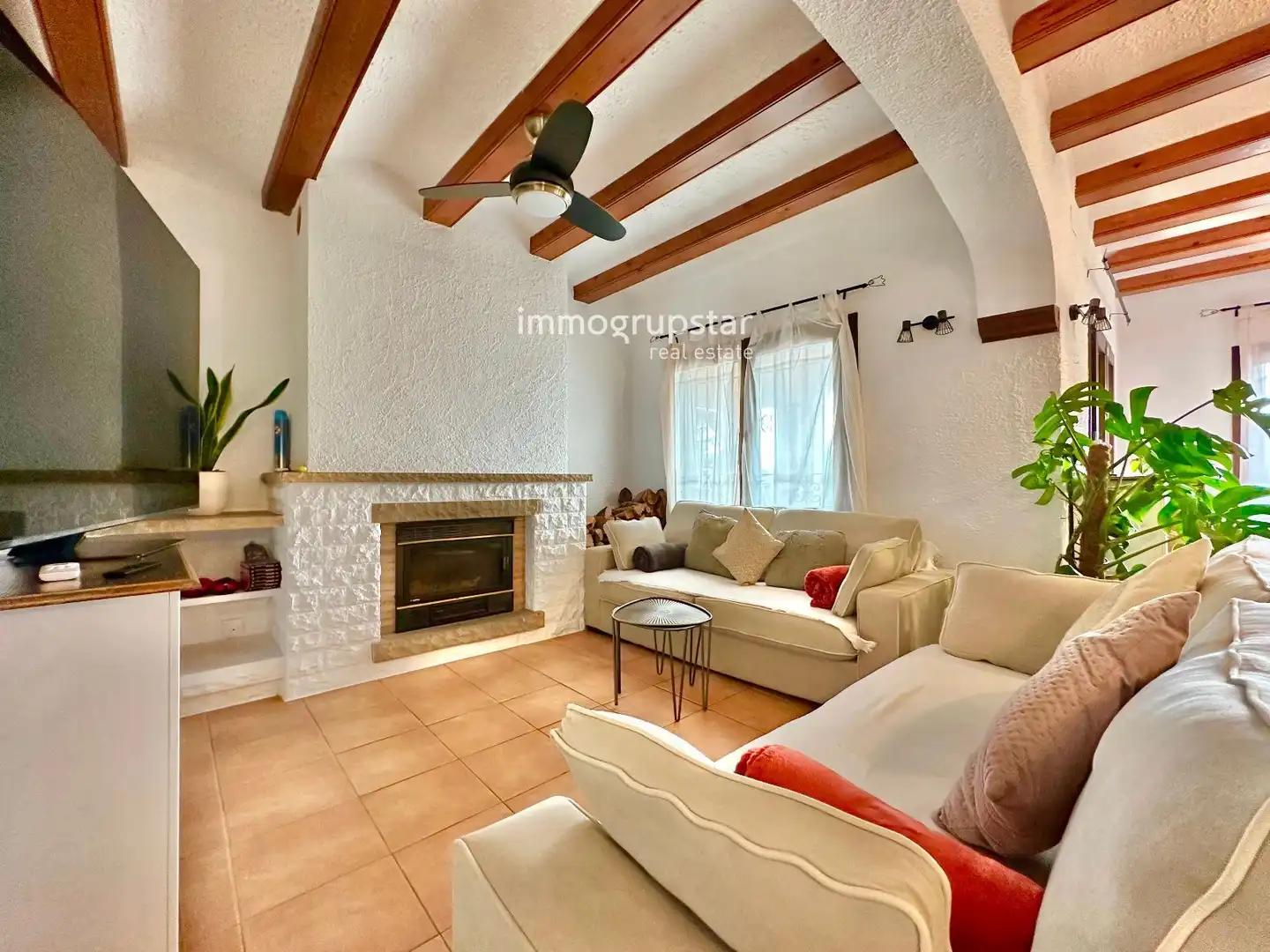 Sala d'estar de Casa o xalet en venda en Calonge i Sant Antoni amb Aire condicionat, Calefacció i Terrassa
