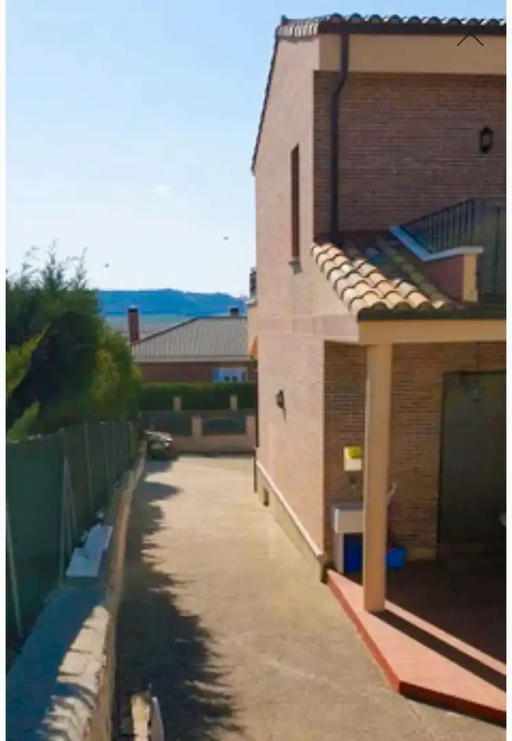 Vista exterior de Casa o chalet en venta en Villalobón con Calefacción, Jardín privado y Terraza