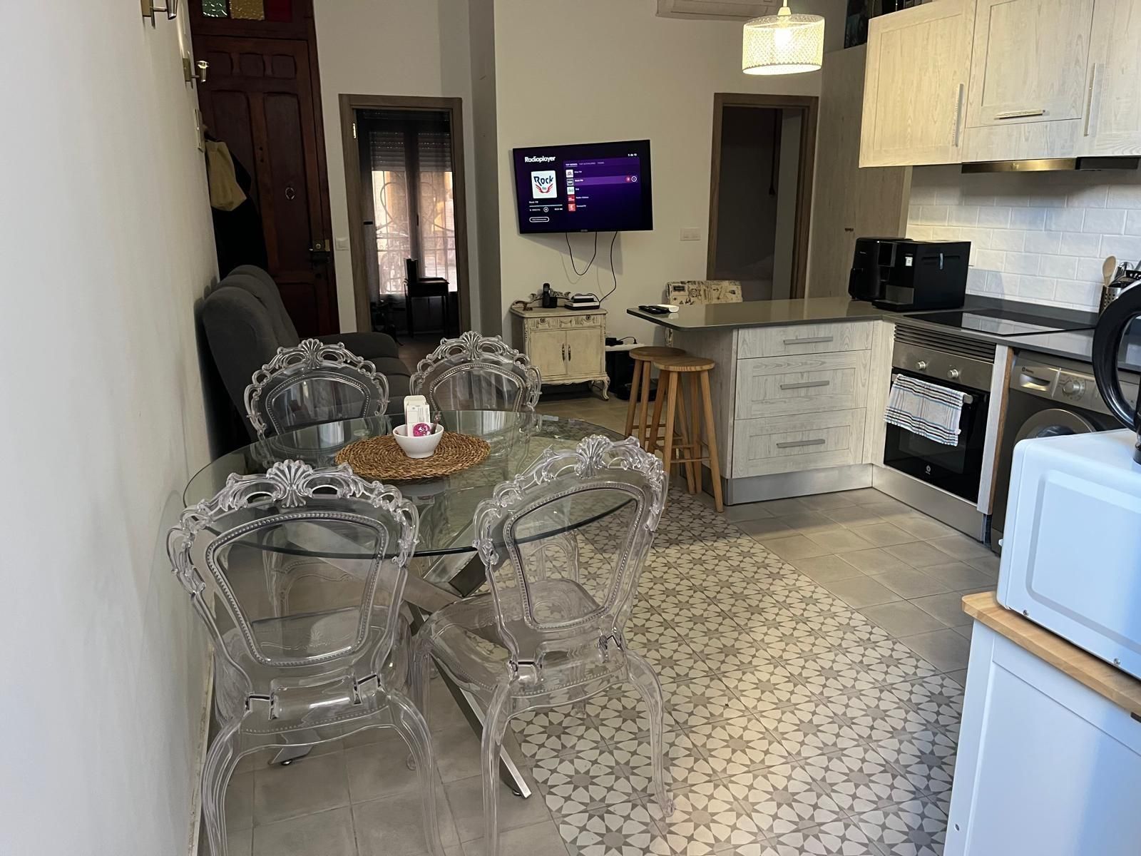 Comedor de Planta baja de alquiler en  Valencia Capital con Balcón