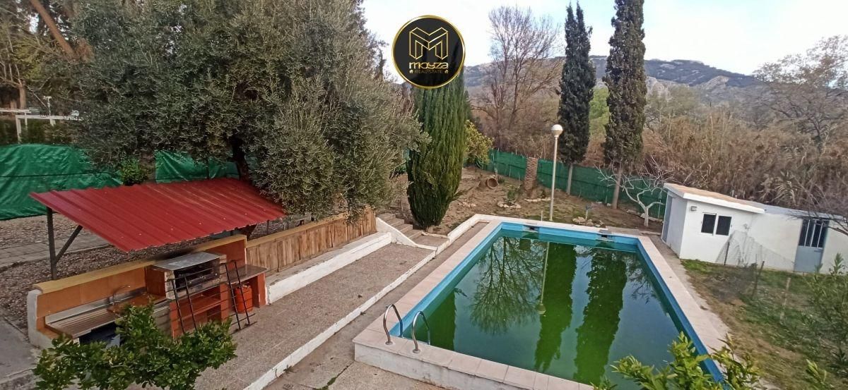 Piscina de Casa o xalet en venda en  Jaén Capital amb Aire condicionat, Calefacció i Piscina