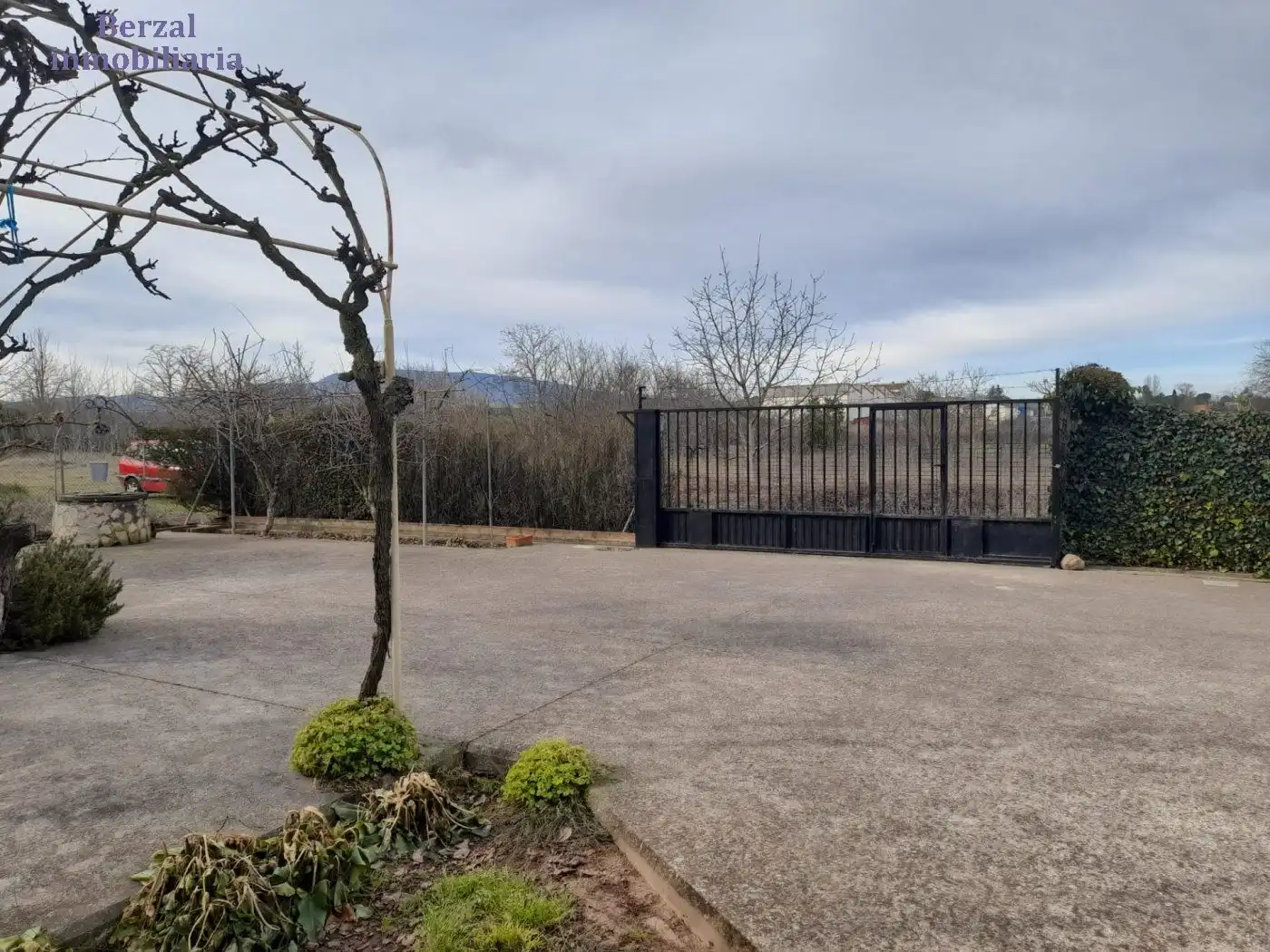 Finca rústica en venta en Lardero con Calefacción, Jardín privado y Terraza