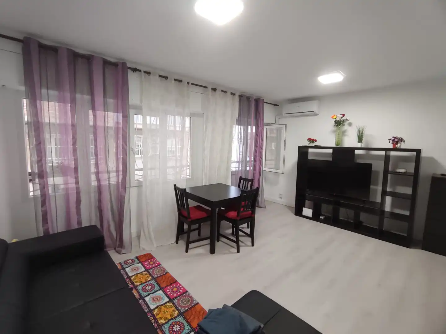 Living room of Flat for sale in Alicante / Alacant  with Furnished