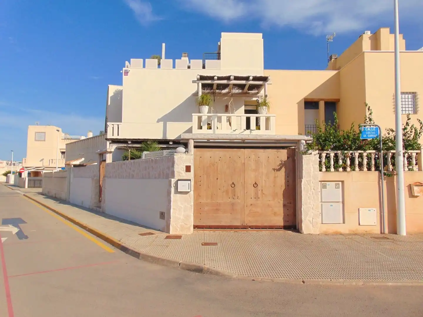 Casa bifamiliare con terrazza in vendita a Calle Costas de Garraf 1, imagen 2