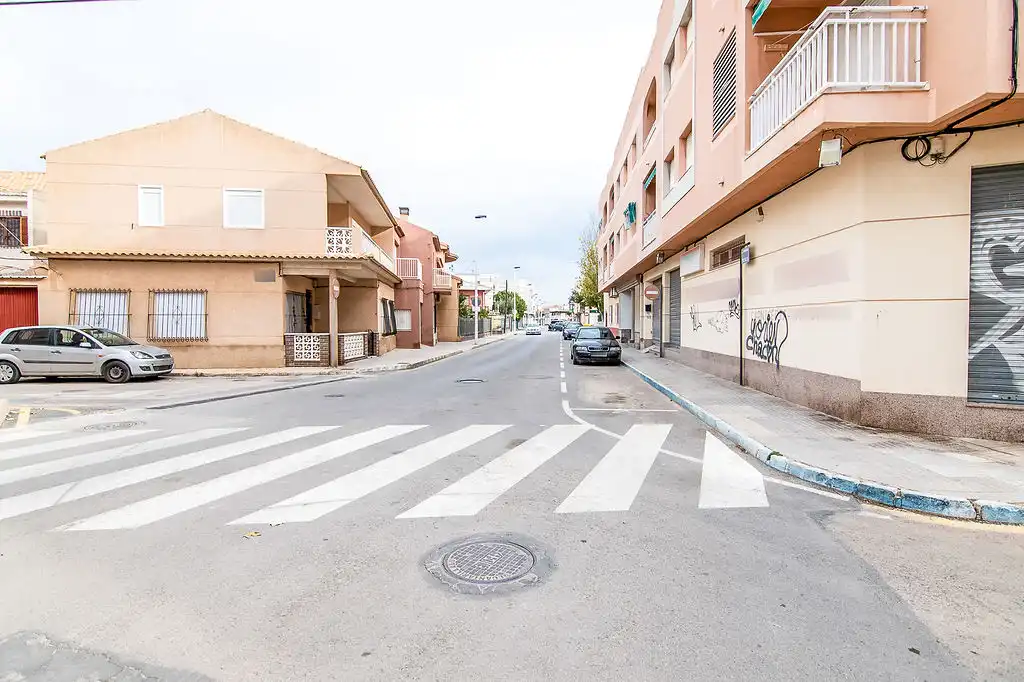Vista exterior de Local en venda en San Pedro del Pinatar