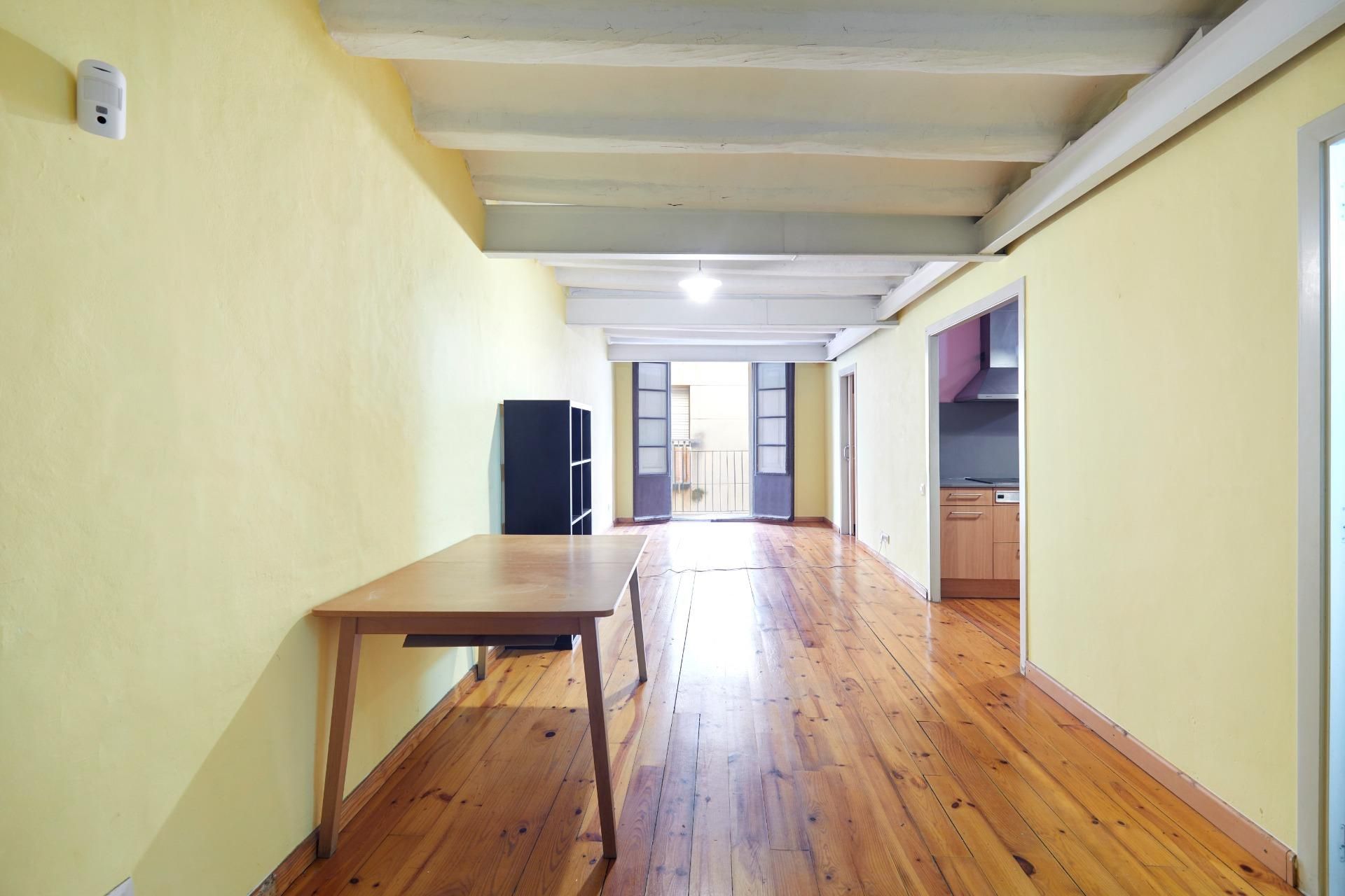 Flat for sale in El Raval, Ciutat Vella