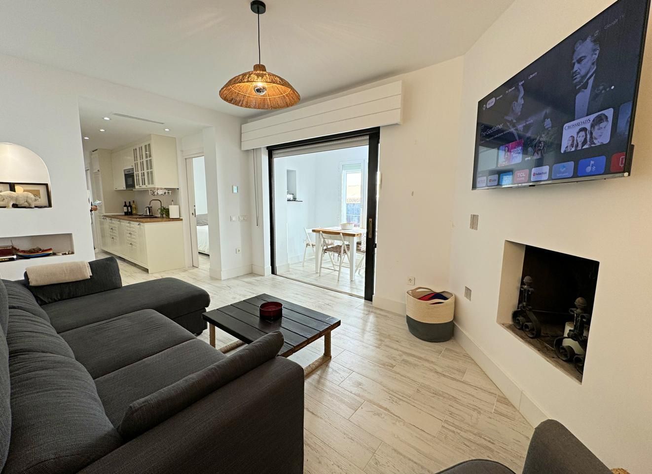 Sala d'estar de Apartament en venda en Marbella amb Aire condicionat i Terrassa