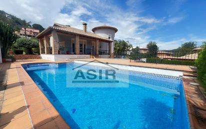 Piscina de Casa o xalet en venda en Alzira amb Aire condicionat, Calefacció i Piscina