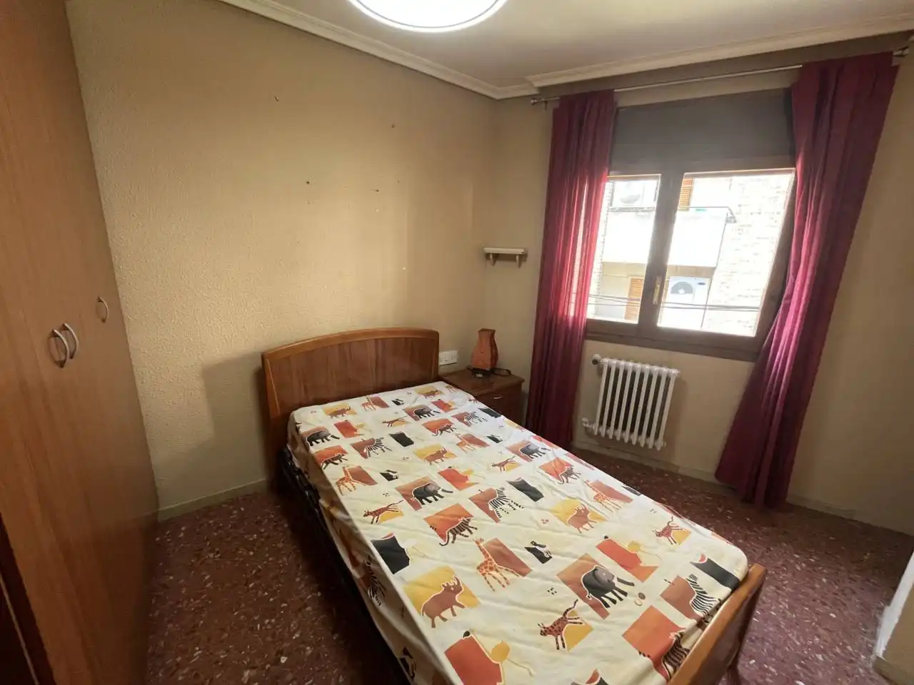 Bedroom of Flat for sale in Alcañiz  with Heating, Furnished and Balcony