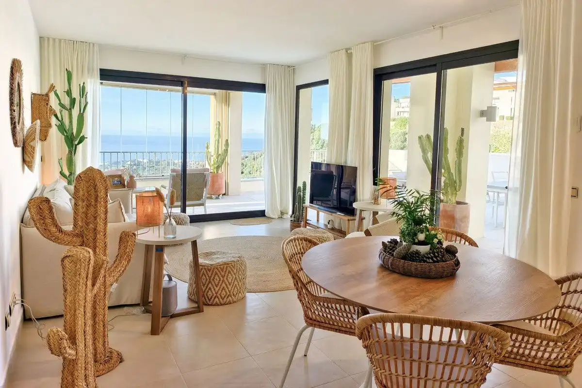 Sala d'estar de Àtic en venda en Marbella amb Aire condicionat, Calefacció i Terrassa