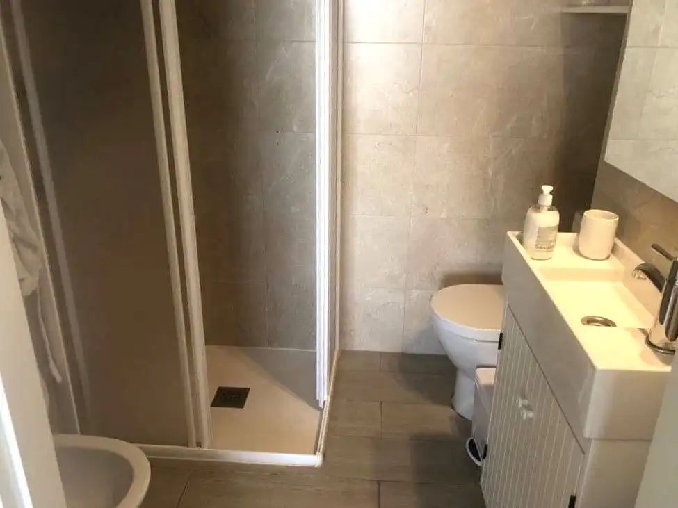 Baño de Apartamento en venta en Sotogrande con Aire acondicionado, Calefacción y Terraza