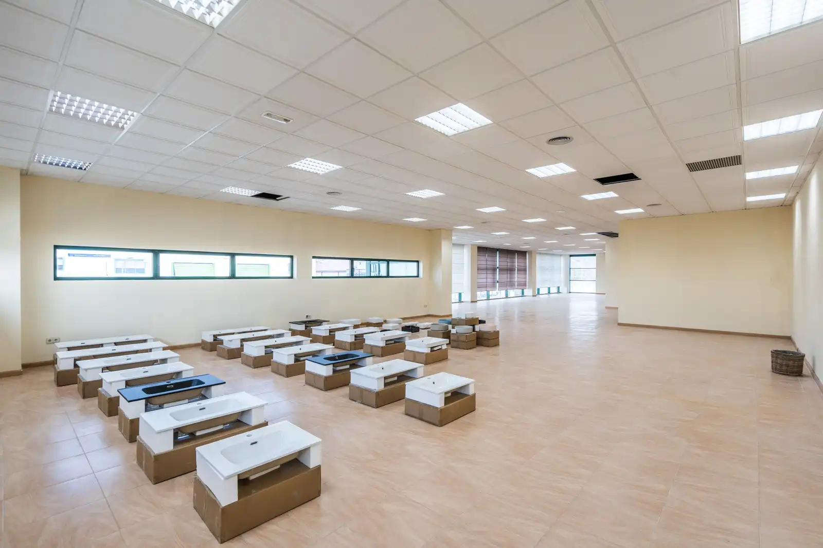 Industrial buildings for sale in Colmenar Viejo  with Heating