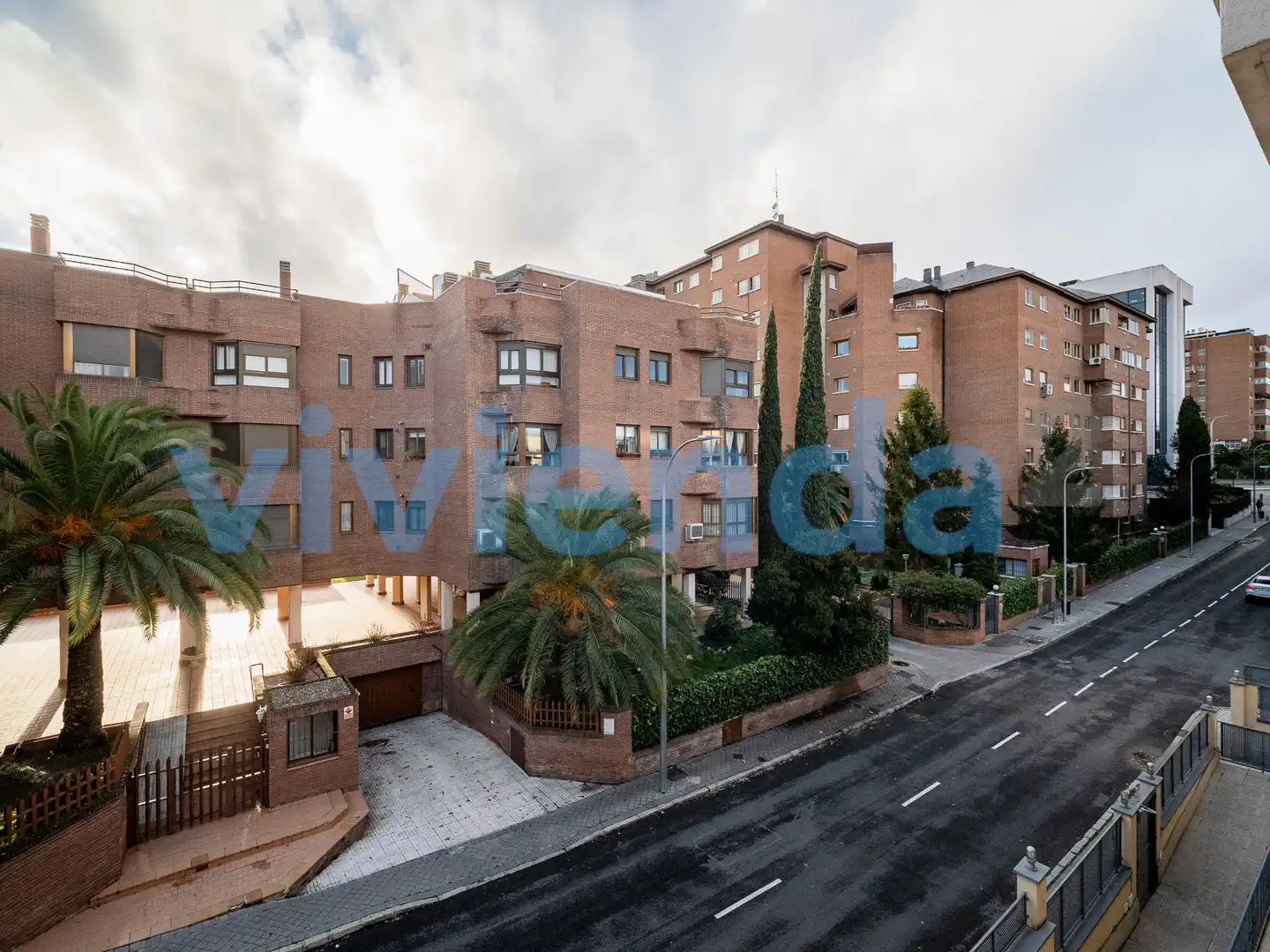 Estudi en venda a Calle de Asura, Conde Orgaz - Piovera