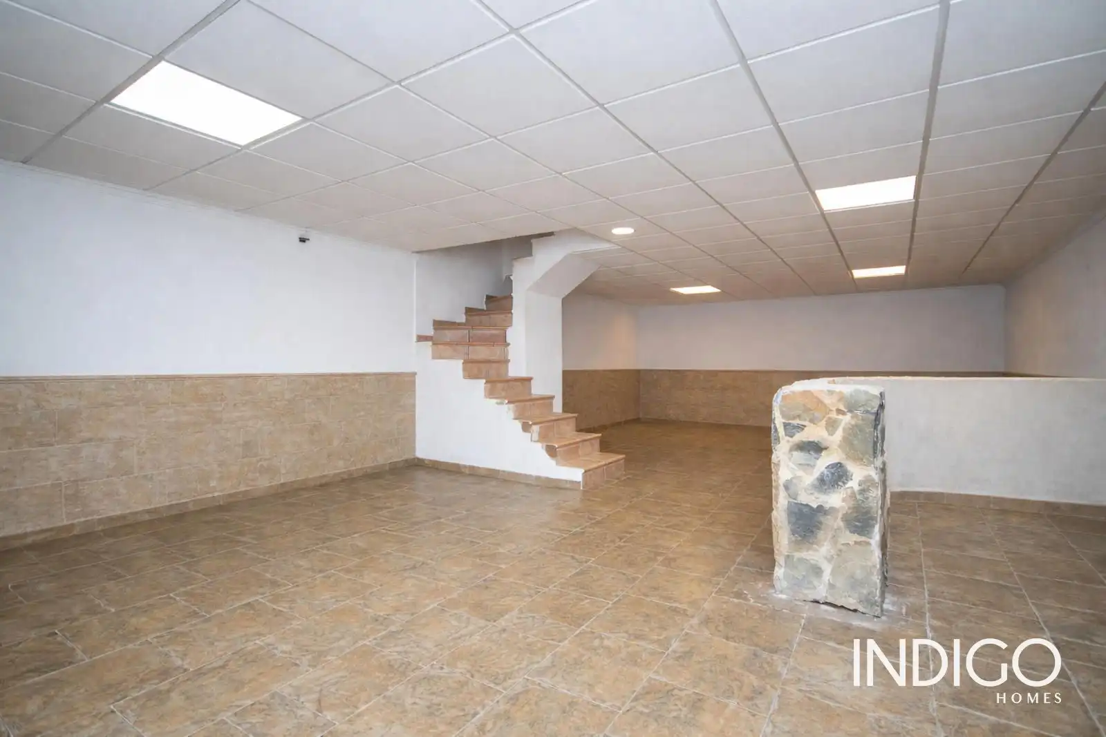 Casa adosada en venda en Alicante / Alacant amb Aire condicionat, Jardí privat i Piscina