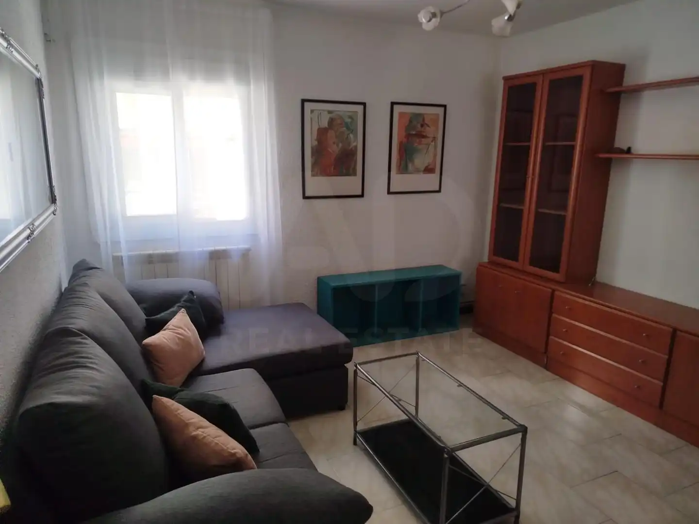 Sala d'estar de Pis de lloguer en León Capital  amb Calefacció