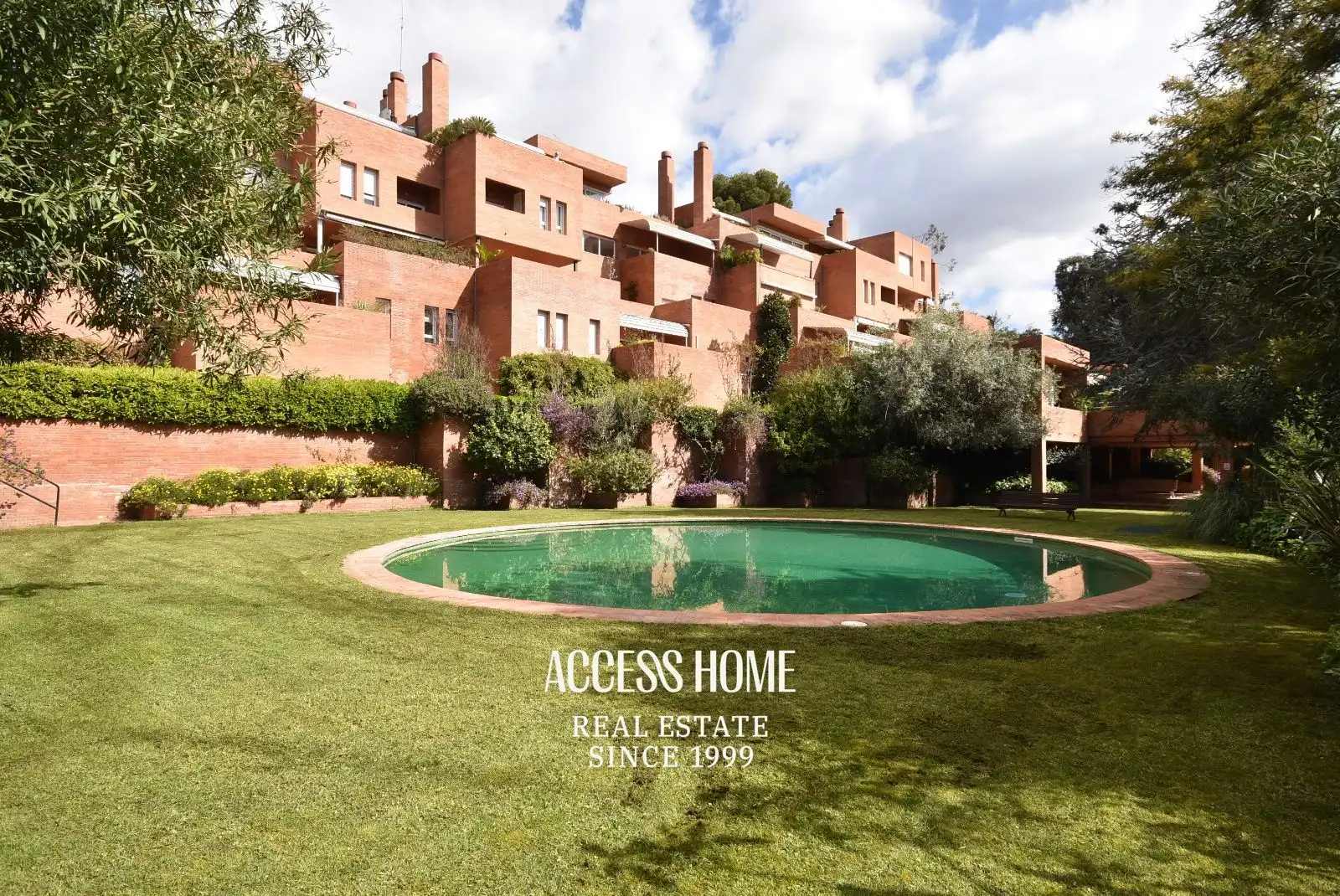 Außenansicht von Maisonette zur Miete in Sant Vicenç de Montalt mit Klimaanlage, Heizung und Privatgarten